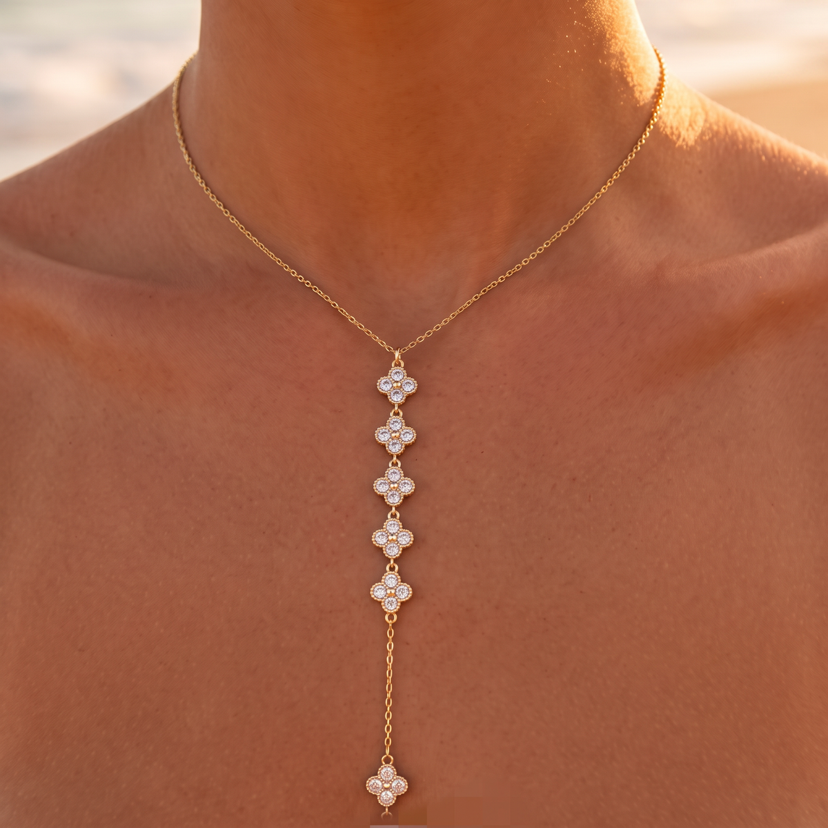 Collier doré fleurs