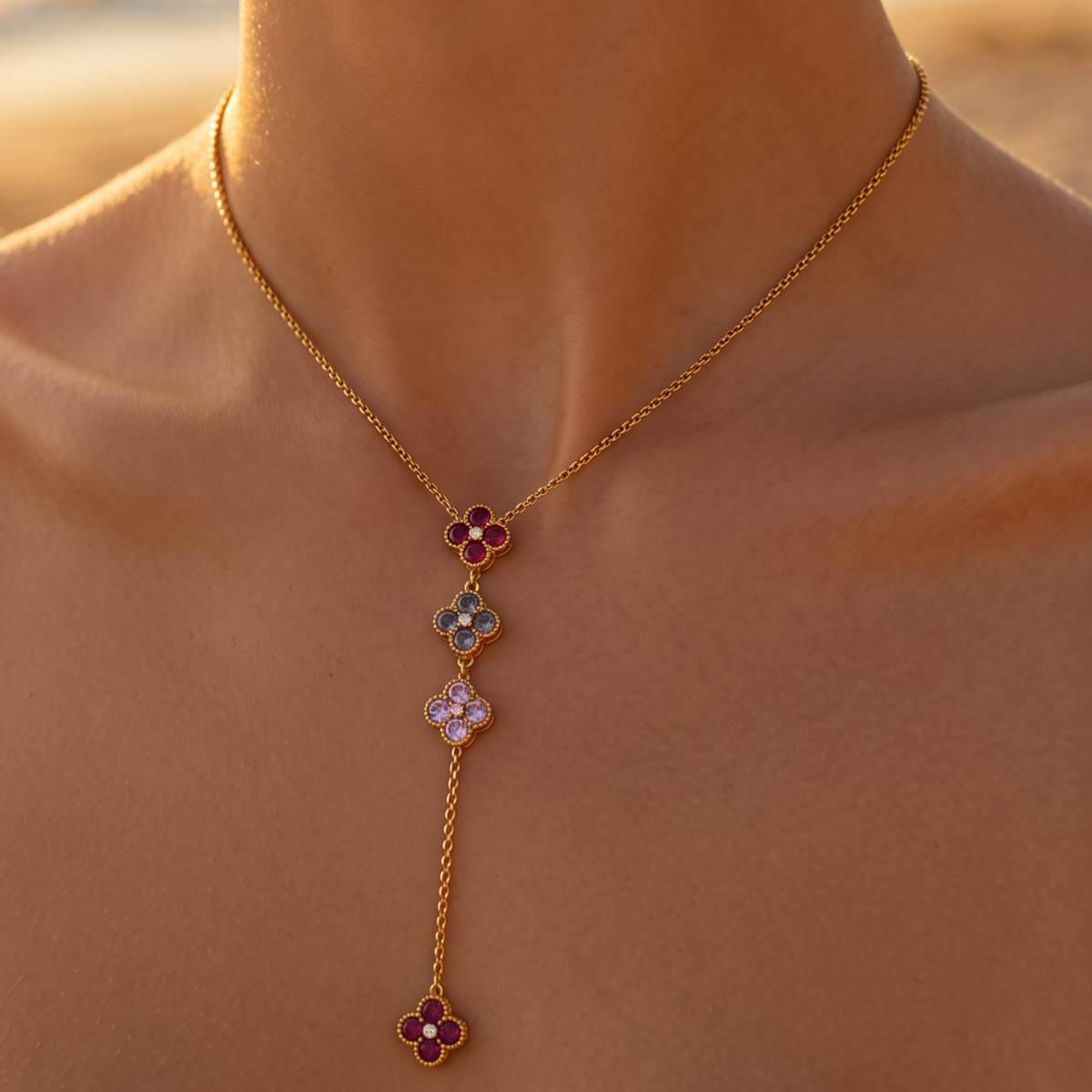 Collier doré fleurs