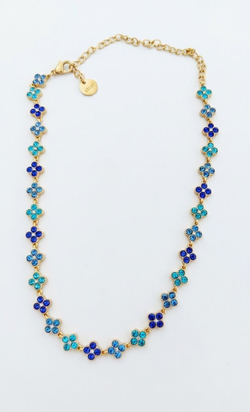 Collier doré🌴stock limité 🩷 🦋
