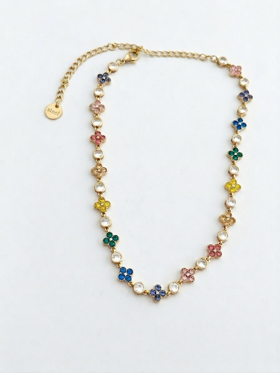 Collier doré ✨ stock limité 🩷 🦋
