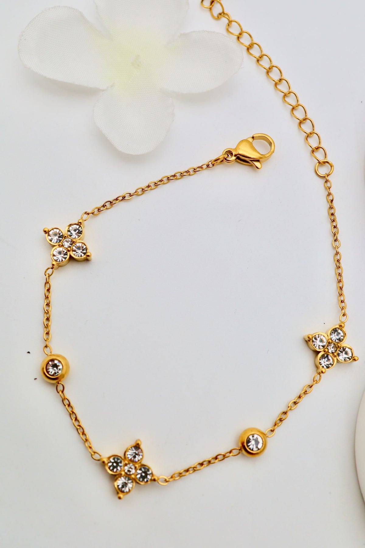 Bracelet doré fleurs