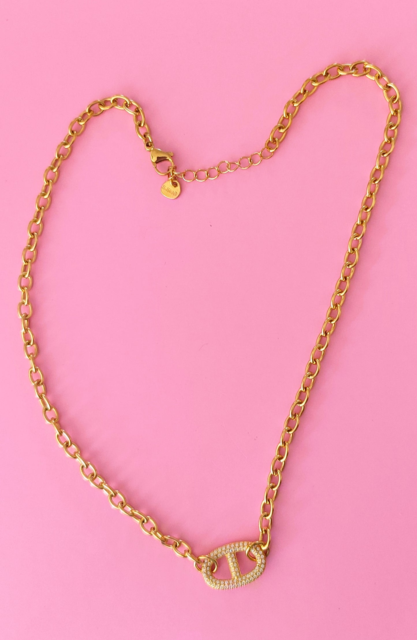 Collier doré mailles marine
