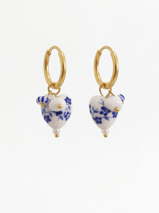 Boucles d'oreilles dorées coeurs