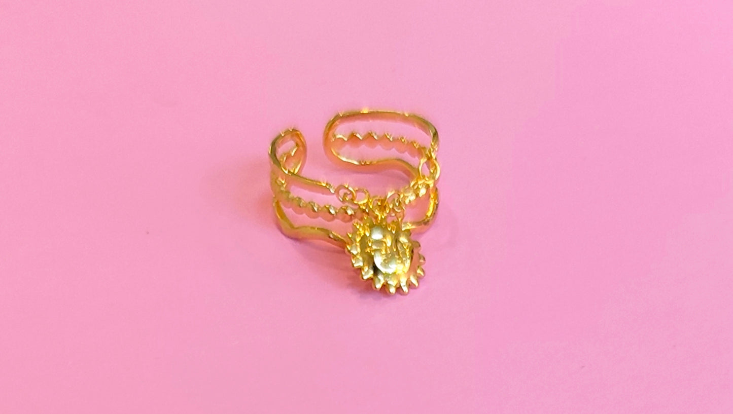 Bague dorée soleil