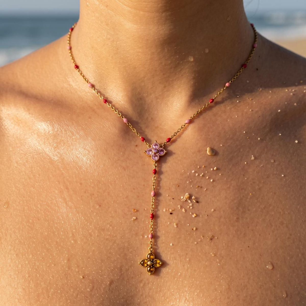 Collier doré fleurs