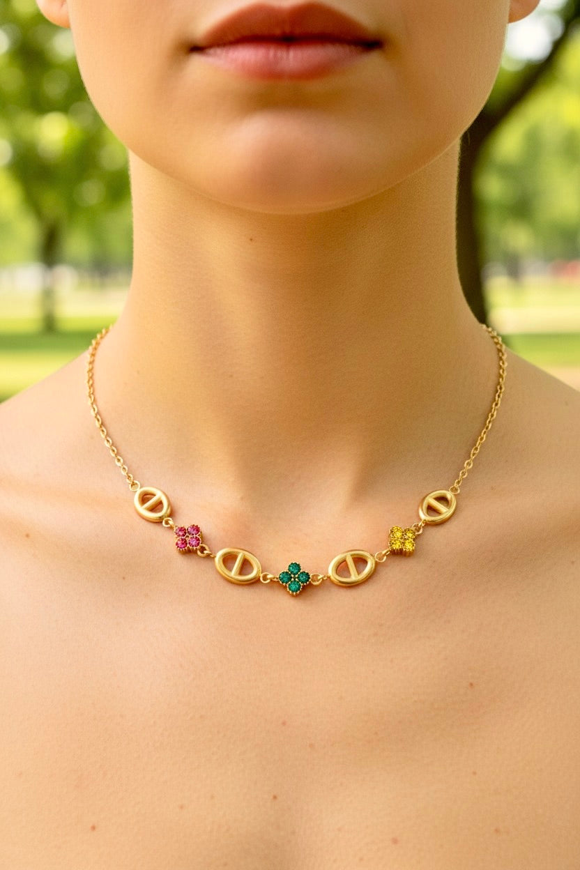 Collier doré multi mailles marine