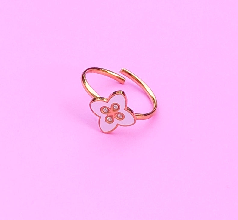Bague dorée tendance