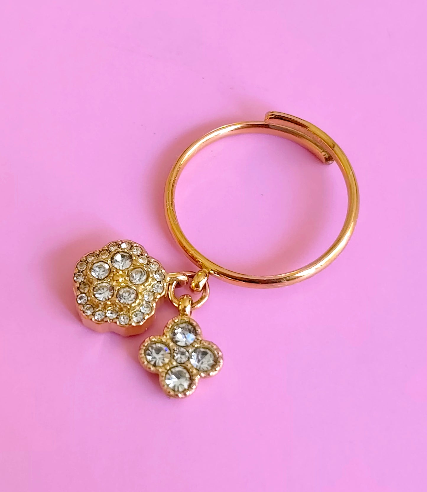 Bague dorée fleurs