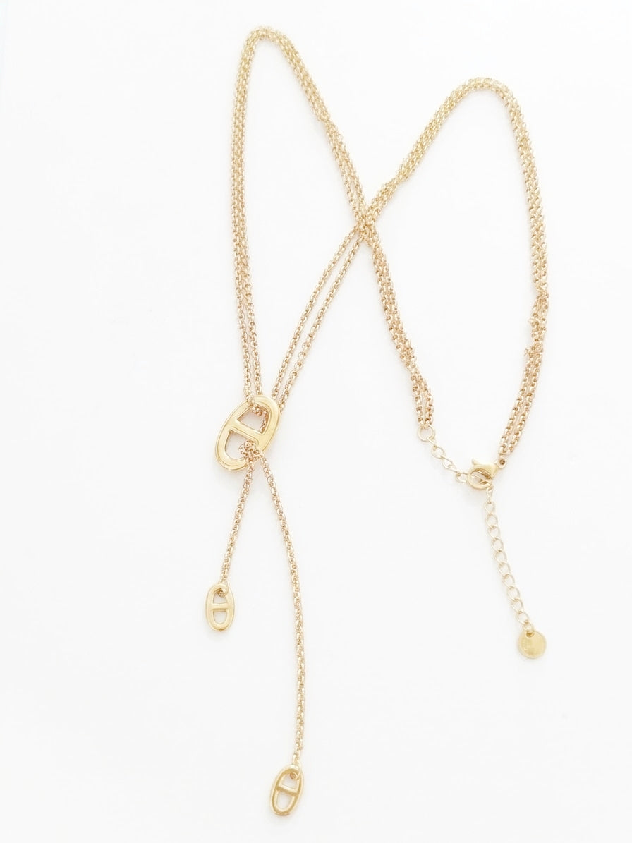 Collier doré mailles marine