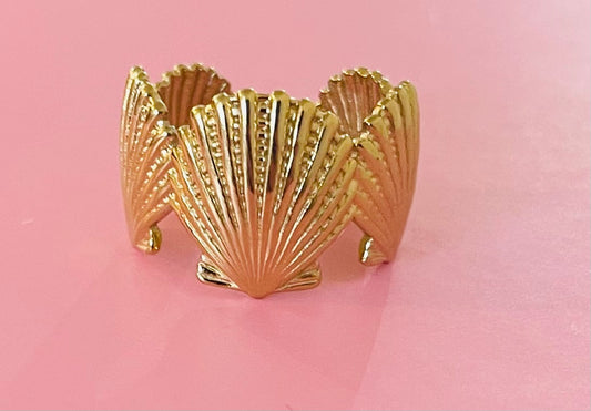 Bague dorée coquillages✨