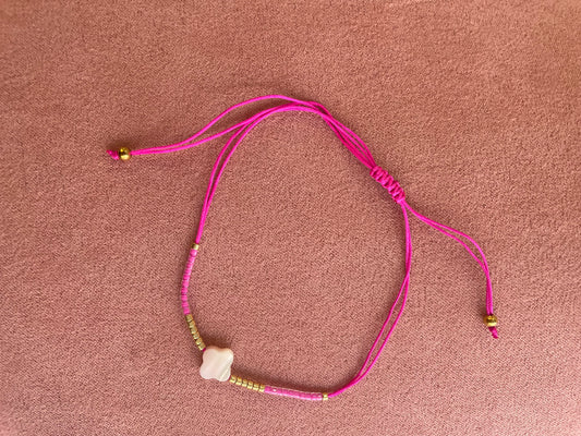 Bracelet cordon trèfle doré