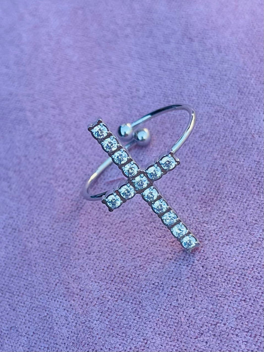 Bague argentée croix strass