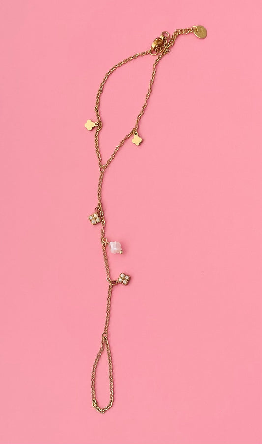 🎀✨chaine de main dorée trèfles✨🎀