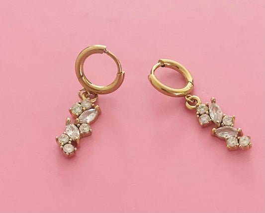 Boucles d’oreilles dorées ✨