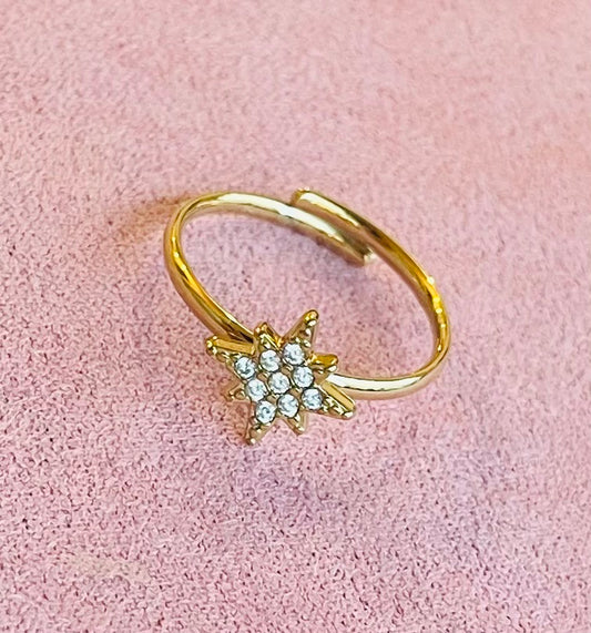 Bague dorée étoile