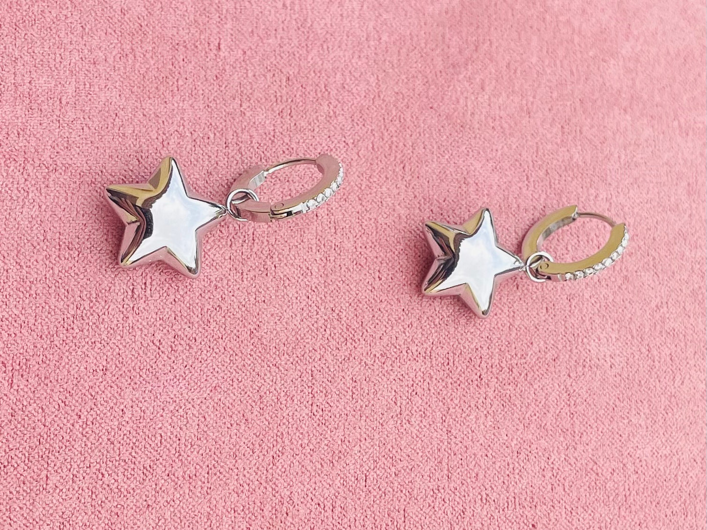 Boucles d’oreilles argentées étoiles