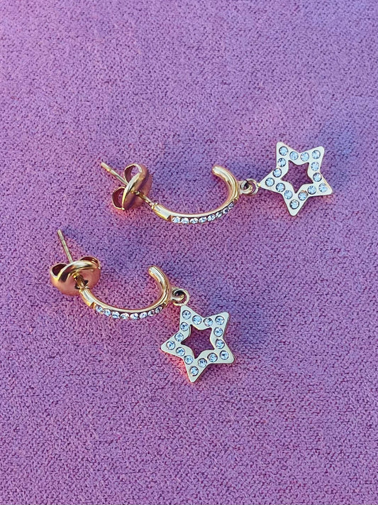 Boucles d’oreilles dorées étoiles strass