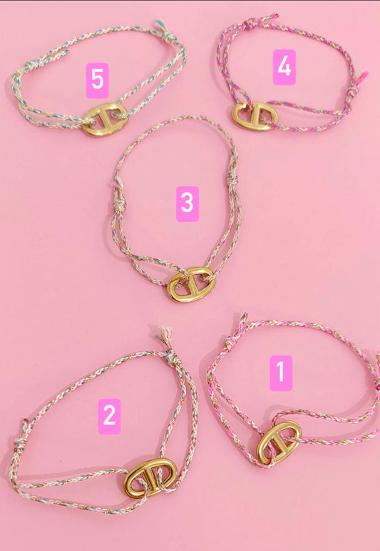 Bracelets dorés mailles marine