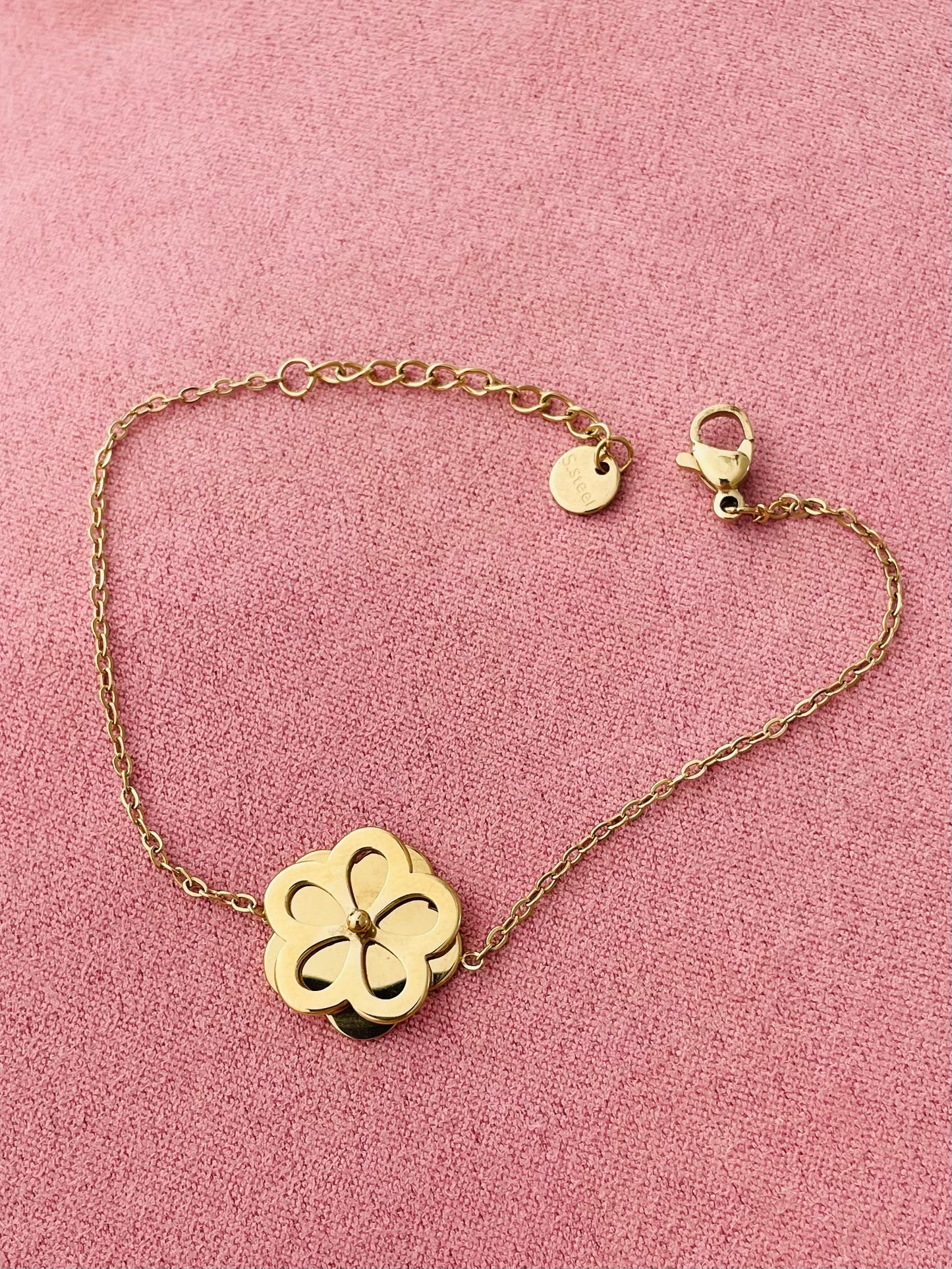 Bracelet doré fleur