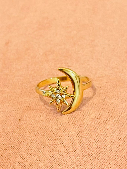 Bague dorée étoile lune