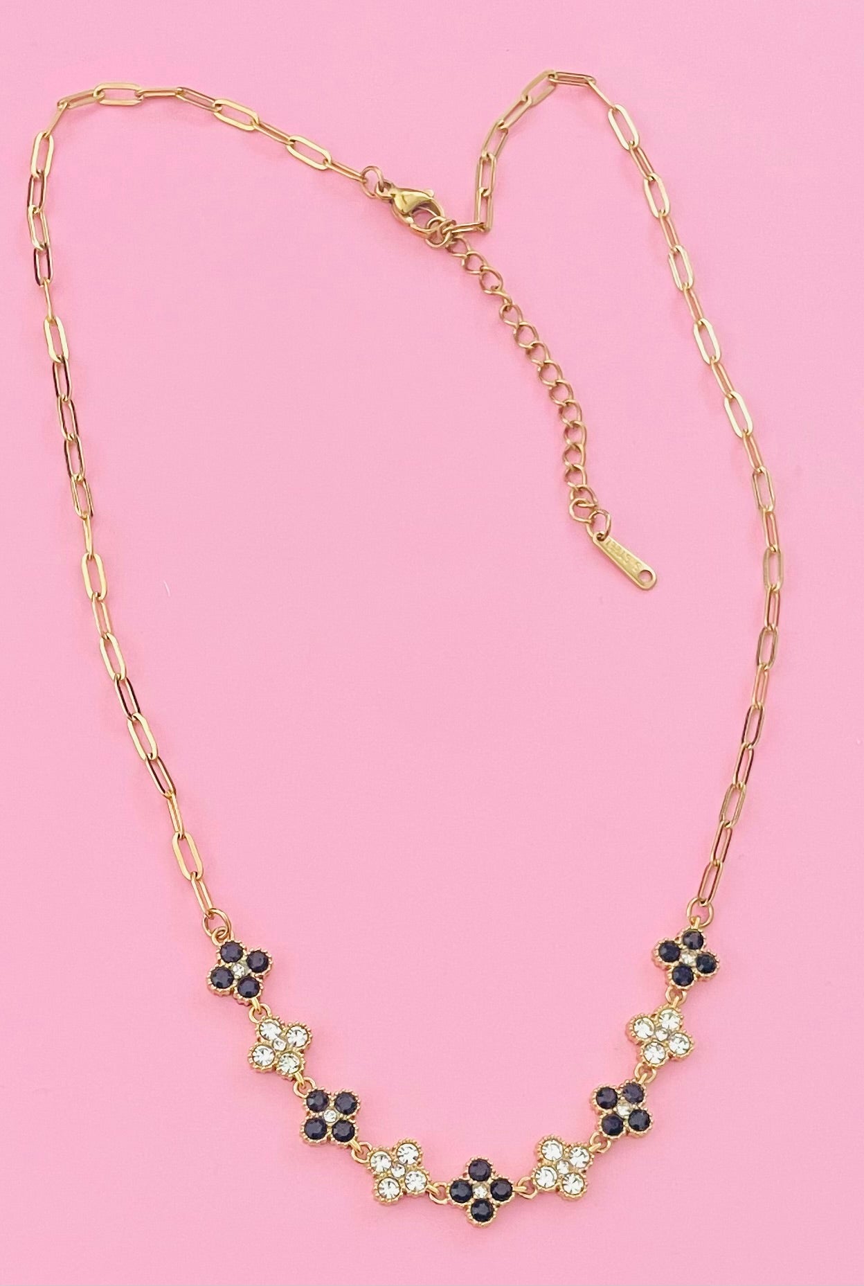 🎀✨collier doré princesse noir et blanc ✨🎀