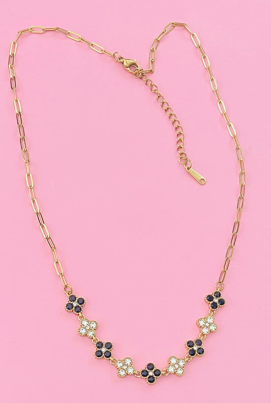 collier doré princesse noir et blanc ✨