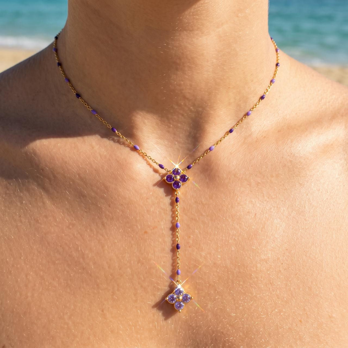 Collier doré fleurs
