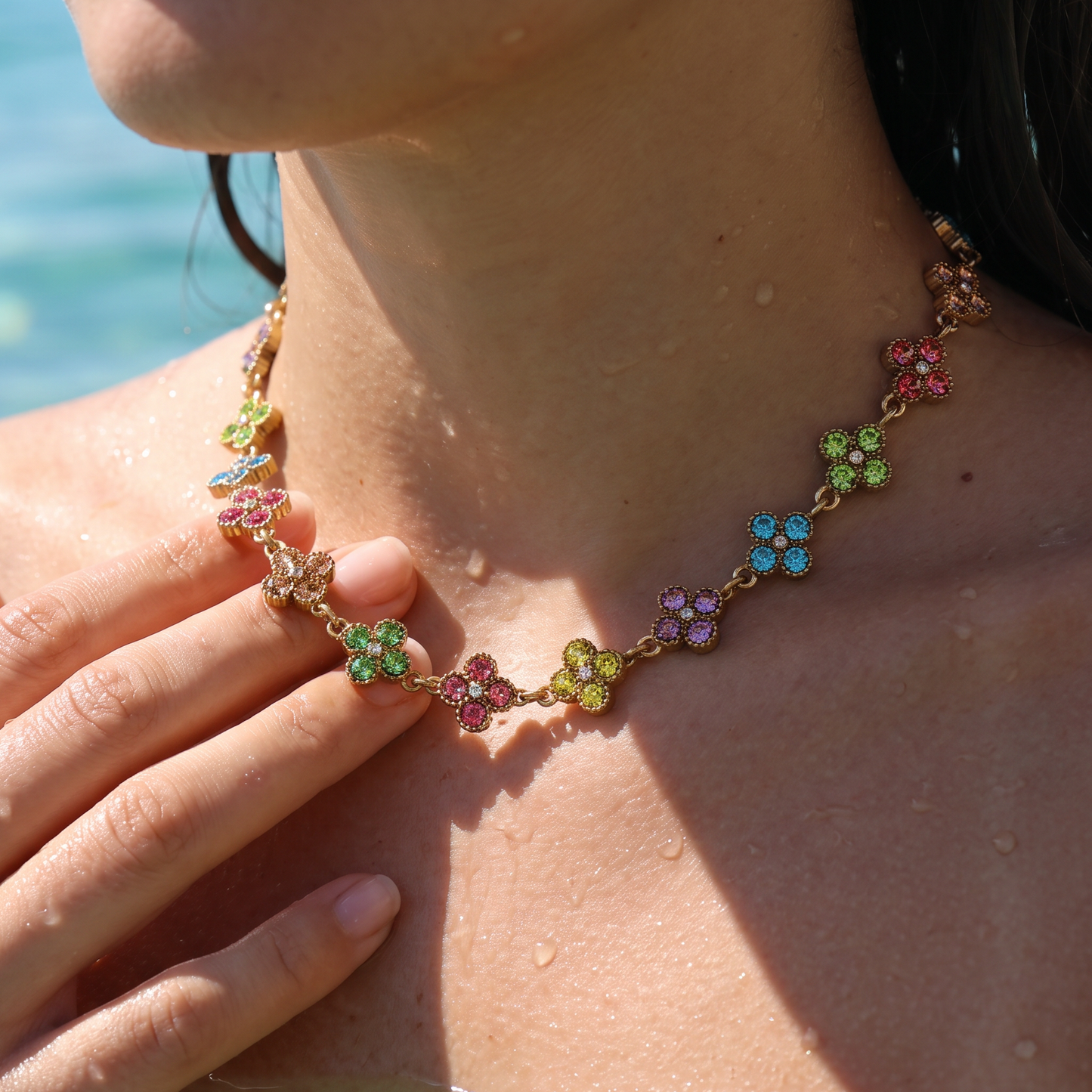 Collier doré fleurs