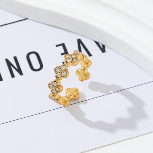Bague dorée fleurs