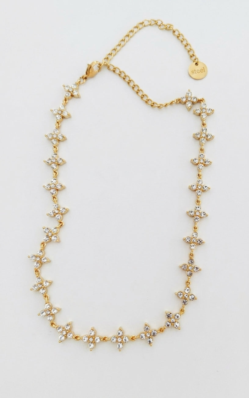 Collier doré🌴stock limité 🩷 🦋