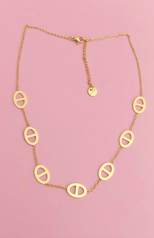 Collier doré mailles marine