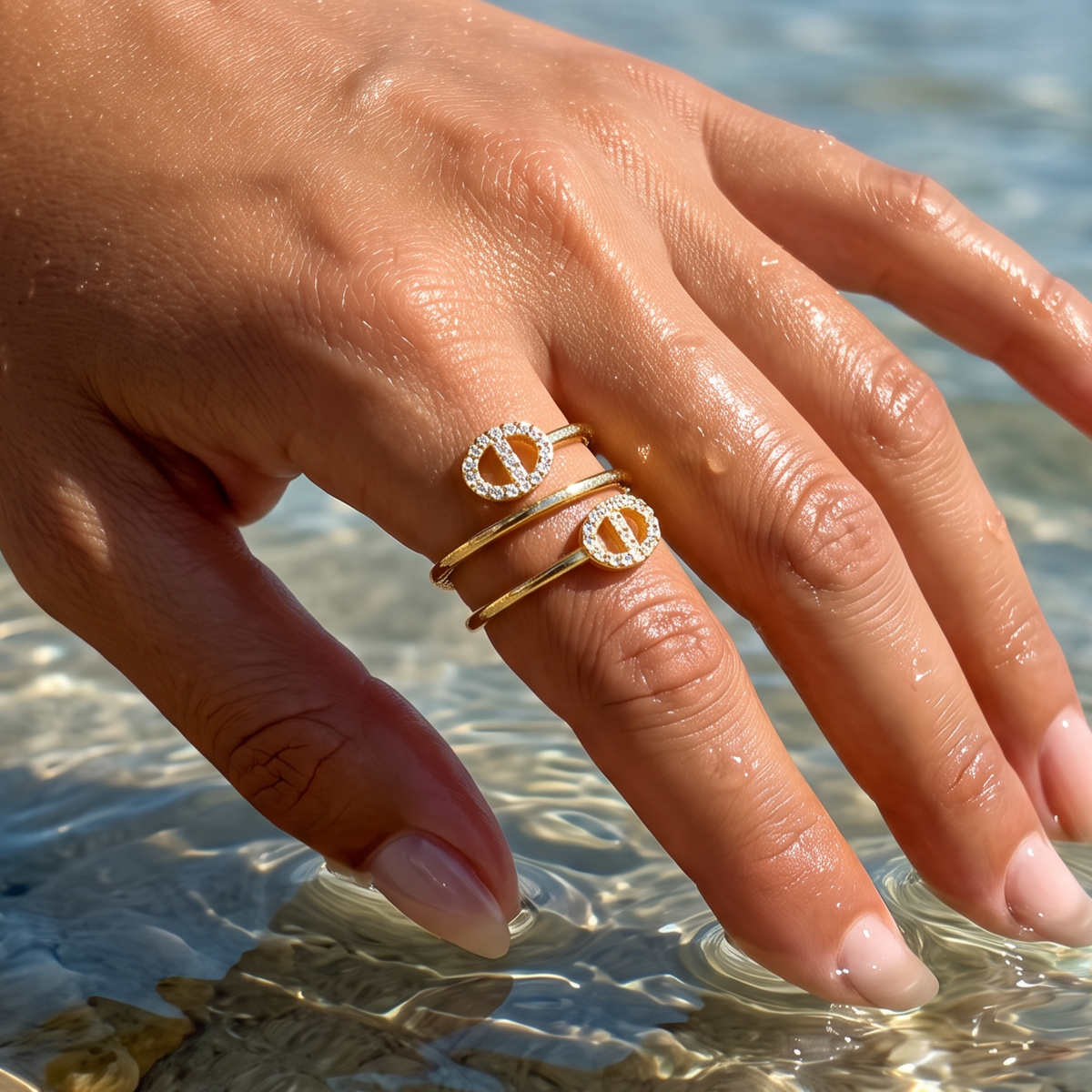 Bague dorée mailles marine