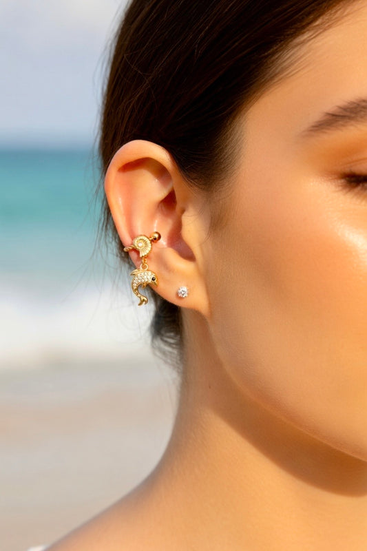 Faux piercing doré oreille