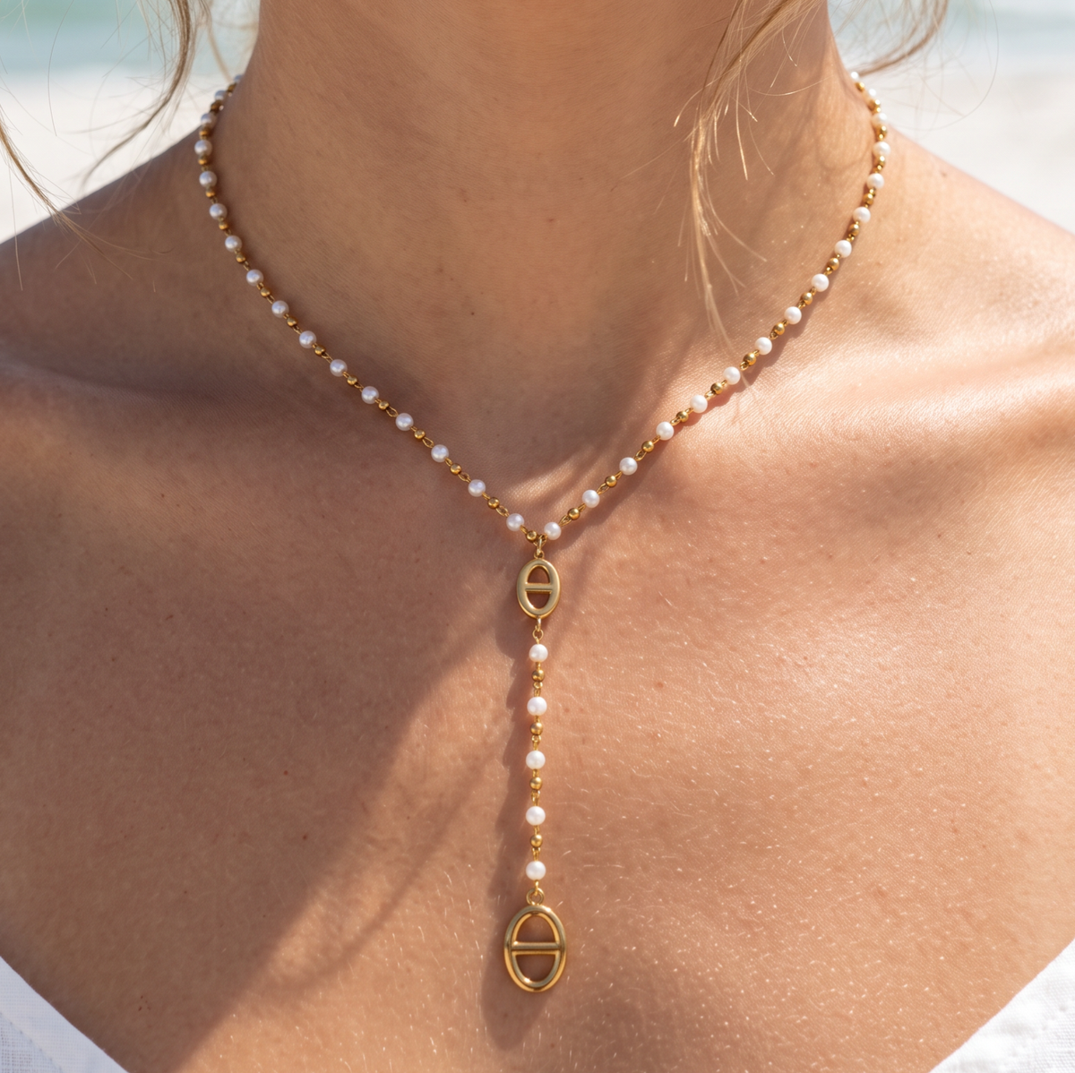 Collier doré mailles marine