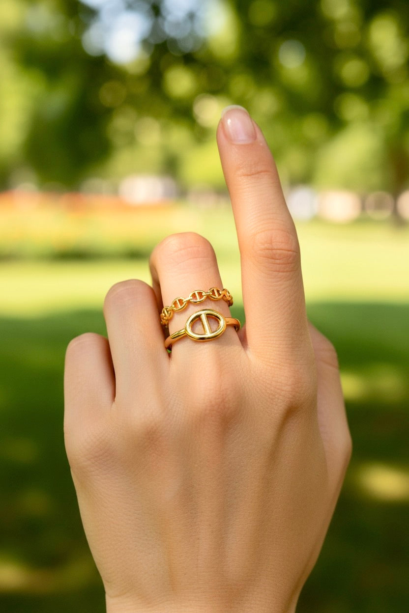 Bague dorée mailles marine ⭐