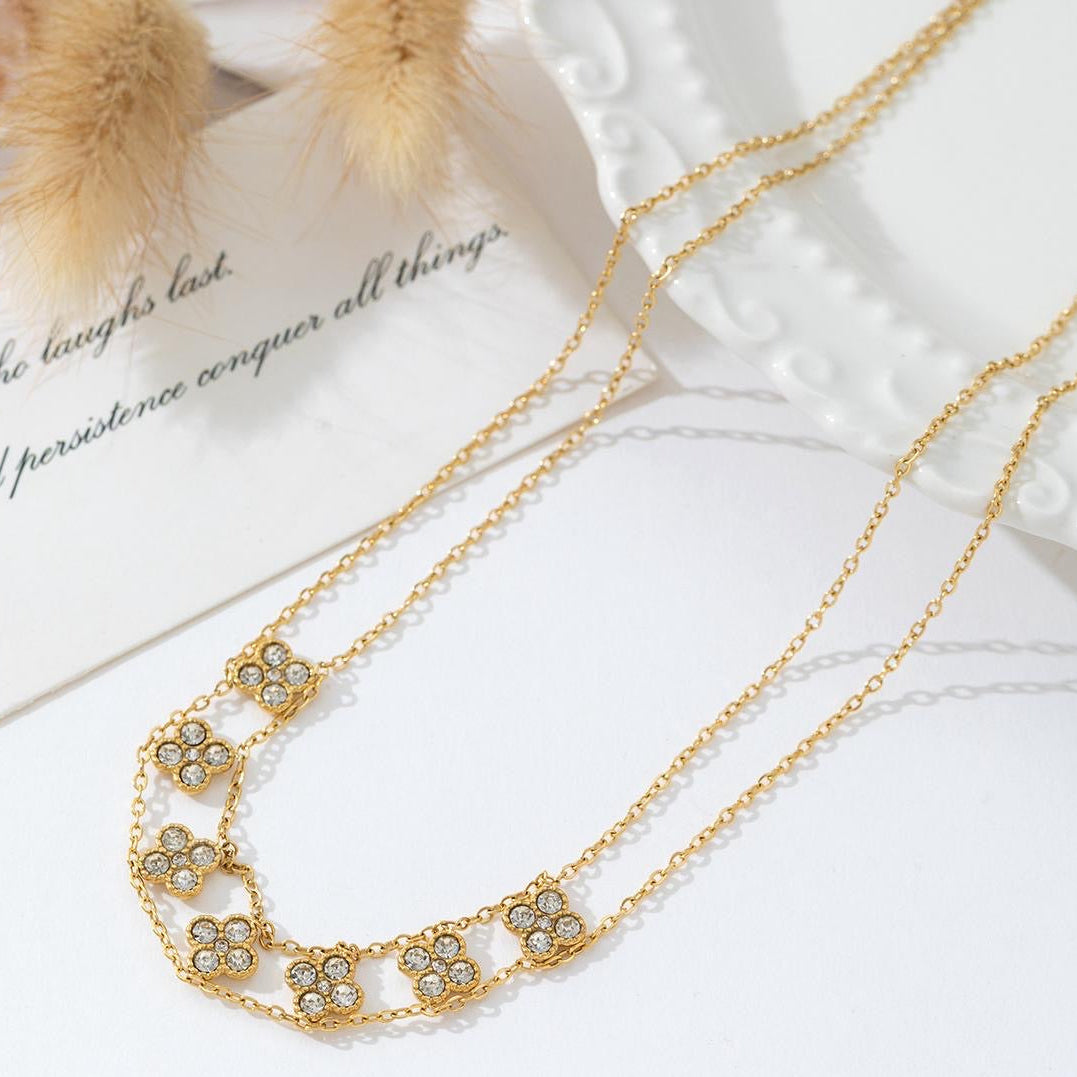 Collier doré fleurs