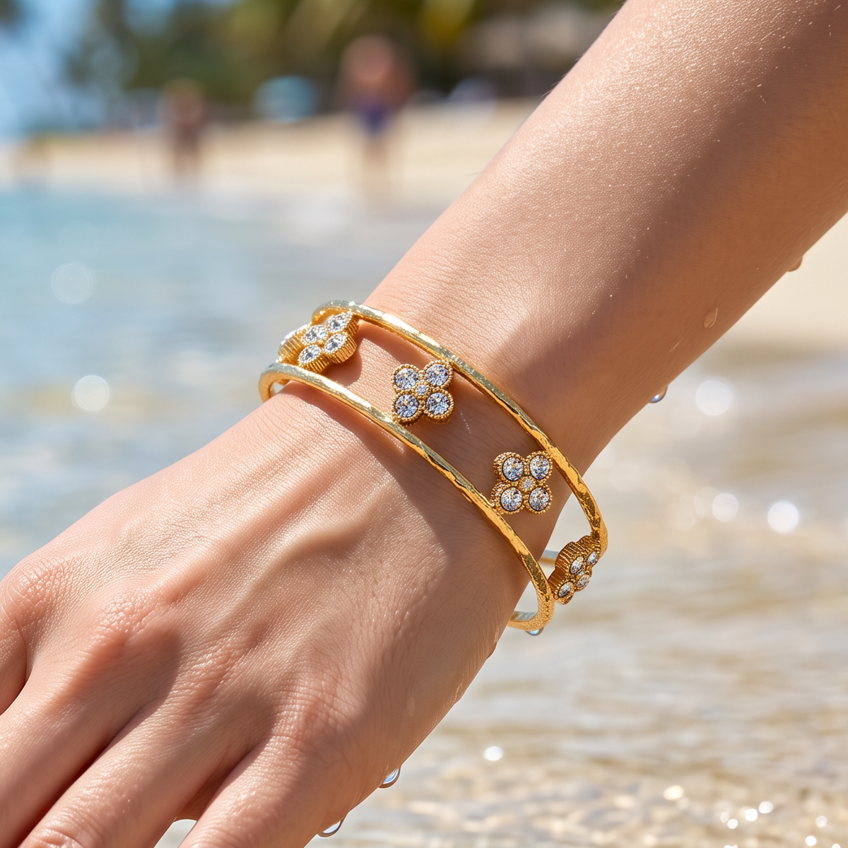 Bracelet doré fleurs 🩷✨