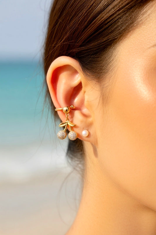 Faux piercing doré oreille