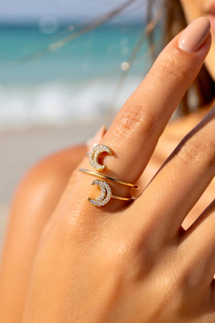 Bague dorée lunes