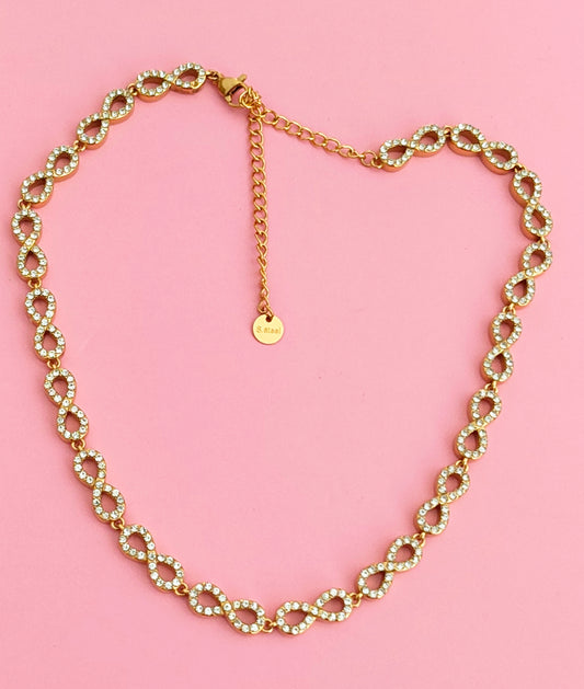 Collier doré infini