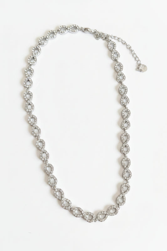 Collier argenté infini