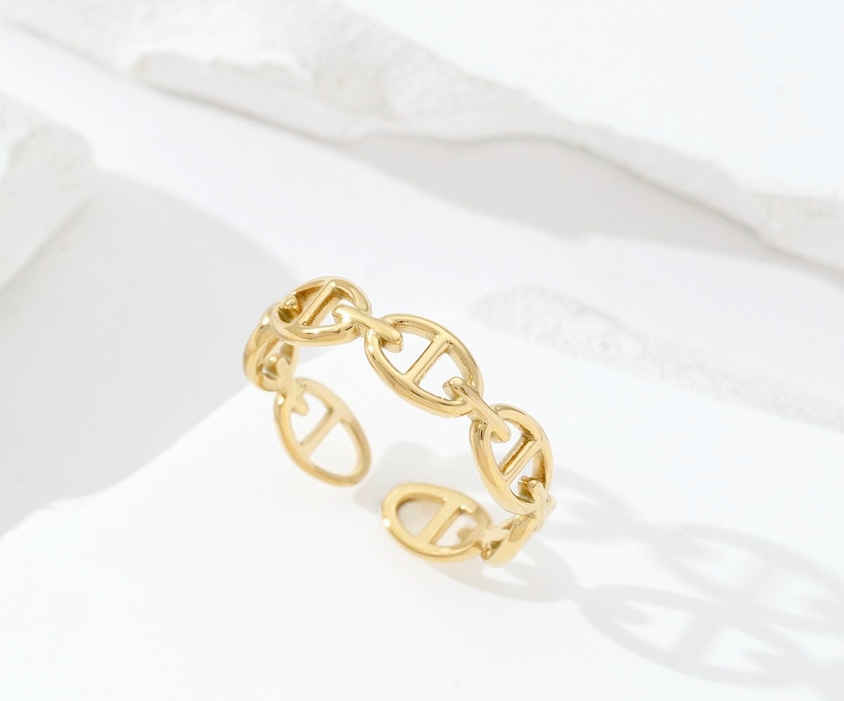 Bague dorée mailles marine