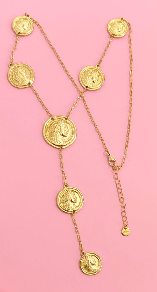 Collier doré pièces
